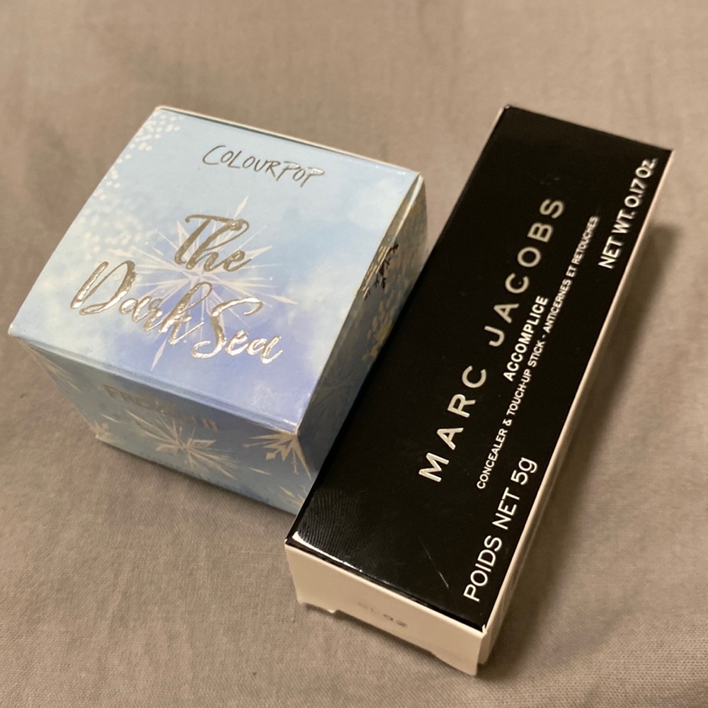 Makeup bundle